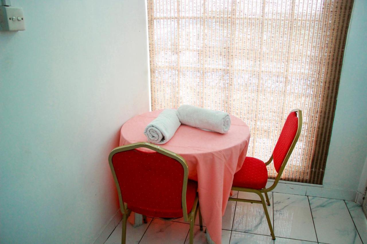 Ferienwohnung White House Wattala Exterior foto